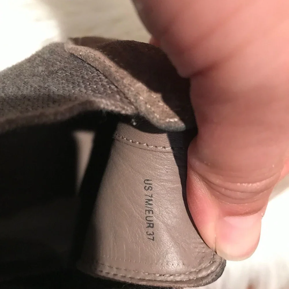 Vince Shoes Newlyn Chelsea High Top Sneakers Pull On Suede Cream Womens 7M EU37 - Picture 8 of 8